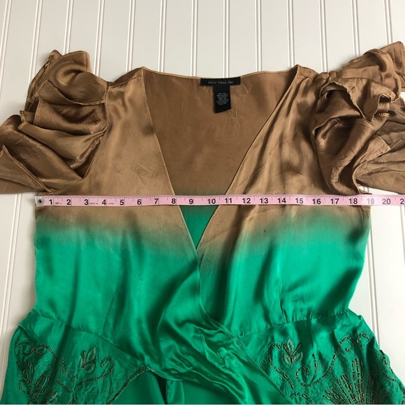 Heart Moon Star Brown and Green Ruffle Sleeve Silk Mai Tie Top - Picture 10 of 10